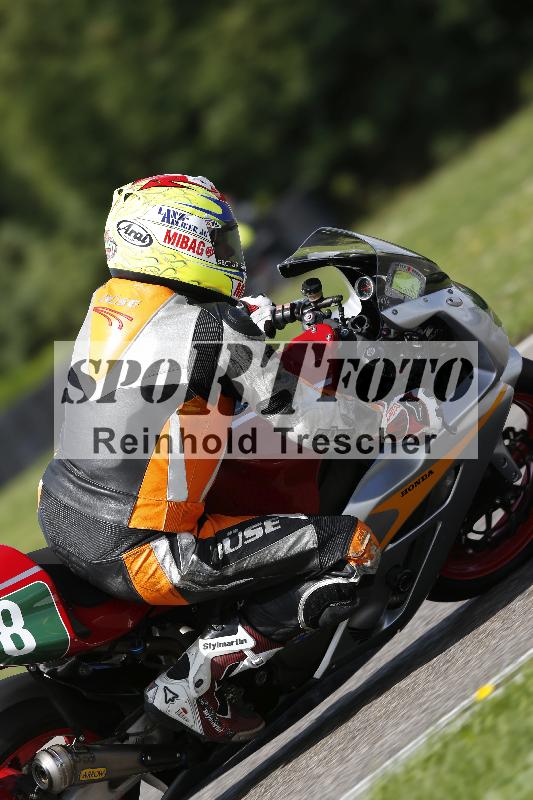 /53 16.09.2025 Track Day Domi Aegerter ADR/Gruppe rot/backside